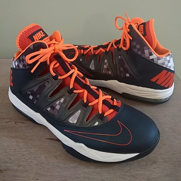 Nike Other - Nike Air Max Stutter Step Basketball Shoes